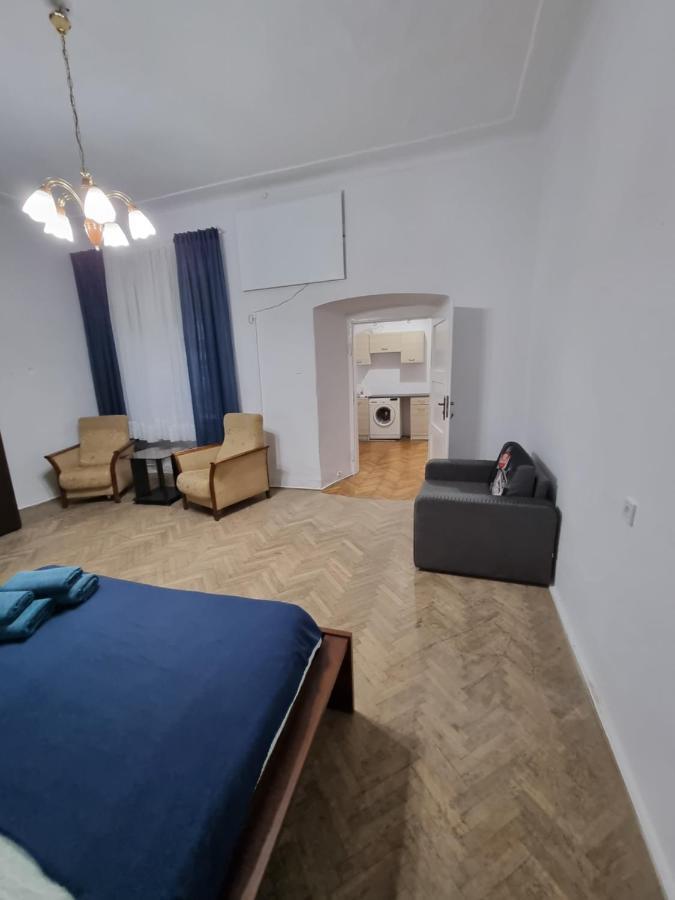 Nocleg W Centrum Czestochowy Nmp32 ブィドゴシュチュ エクステリア 写真