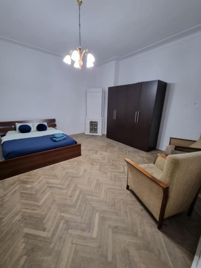Nocleg W Centrum Czestochowy Nmp32 ブィドゴシュチュ エクステリア 写真
