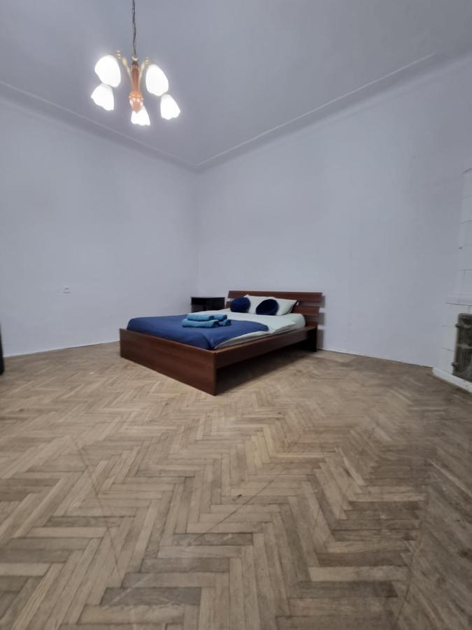 Nocleg W Centrum Czestochowy Nmp32 ブィドゴシュチュ エクステリア 写真