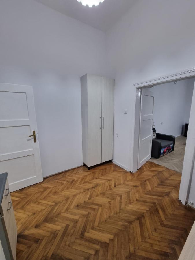 Nocleg W Centrum Czestochowy Nmp32 ブィドゴシュチュ エクステリア 写真